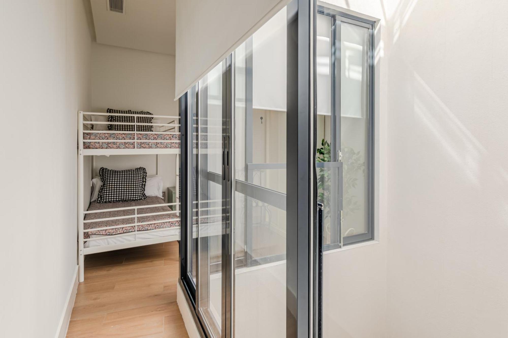 Nuea Cicerone Hotel Seville Luaran gambar