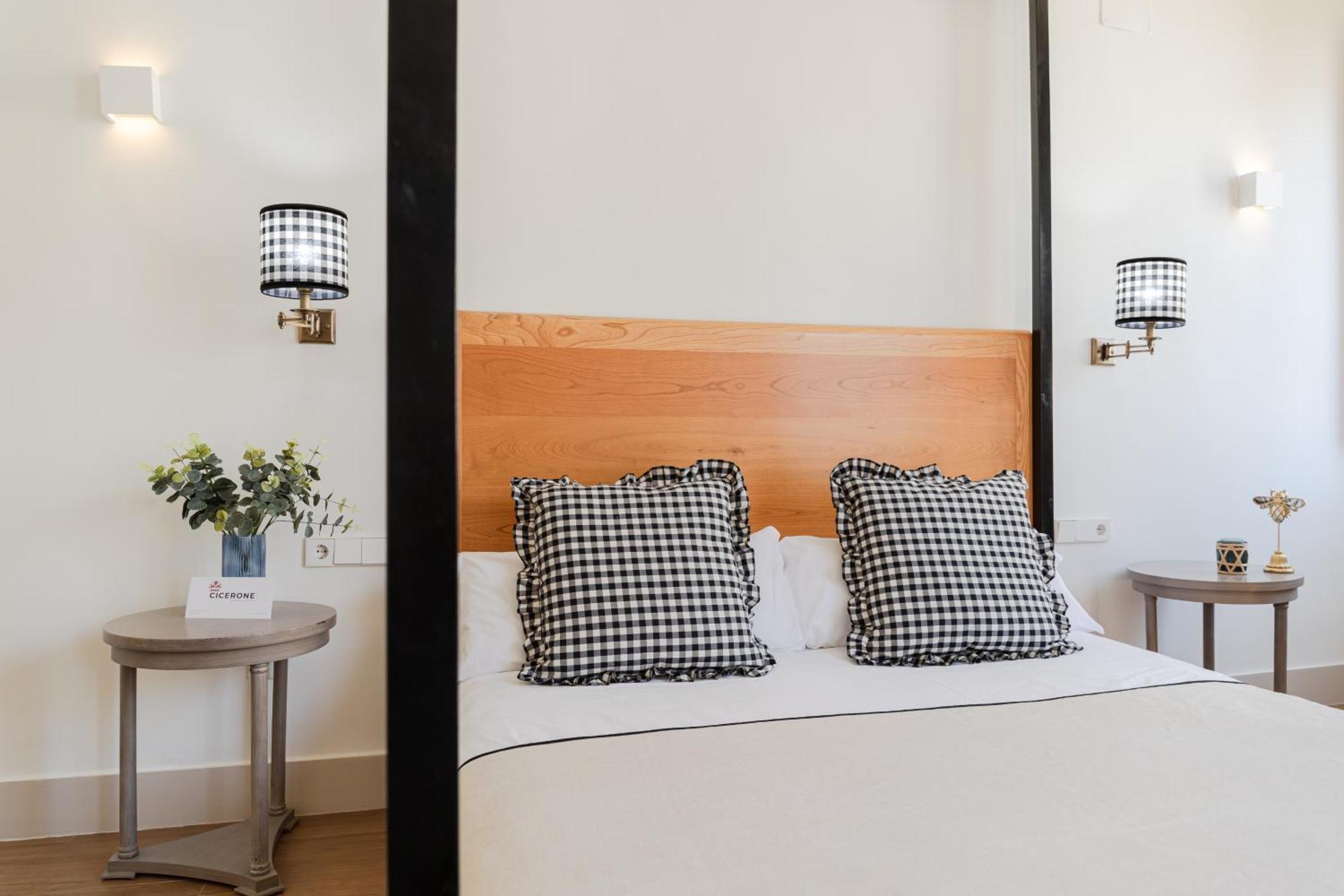 Nuea Cicerone Hotel Seville Luaran gambar