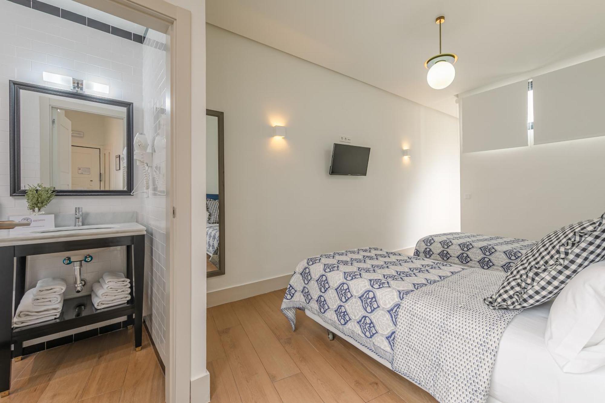 Nuea Cicerone Hotel Seville Luaran gambar
