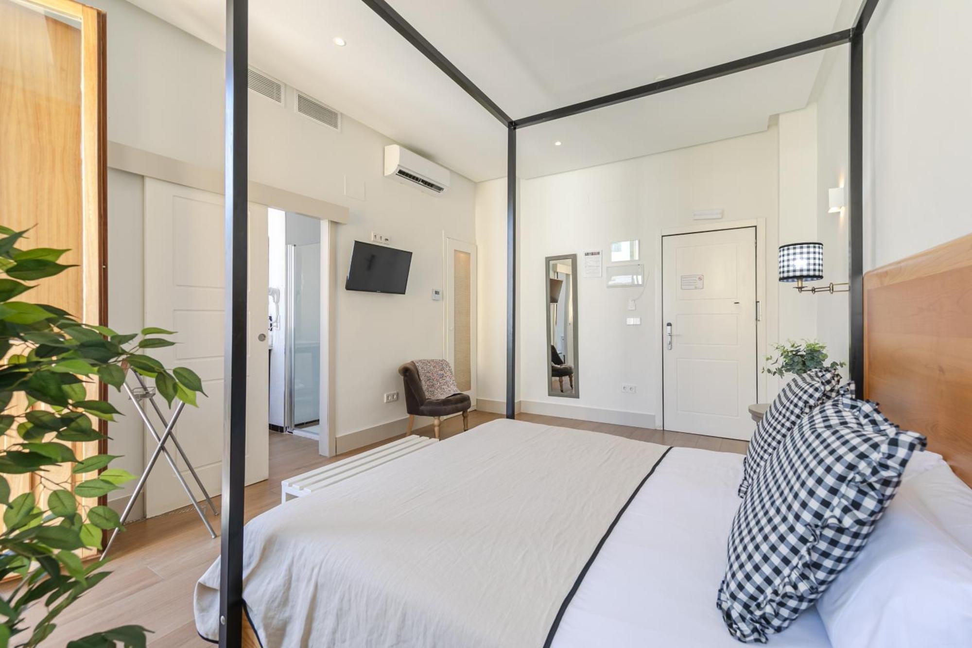 Nuea Cicerone Hotel Seville Luaran gambar