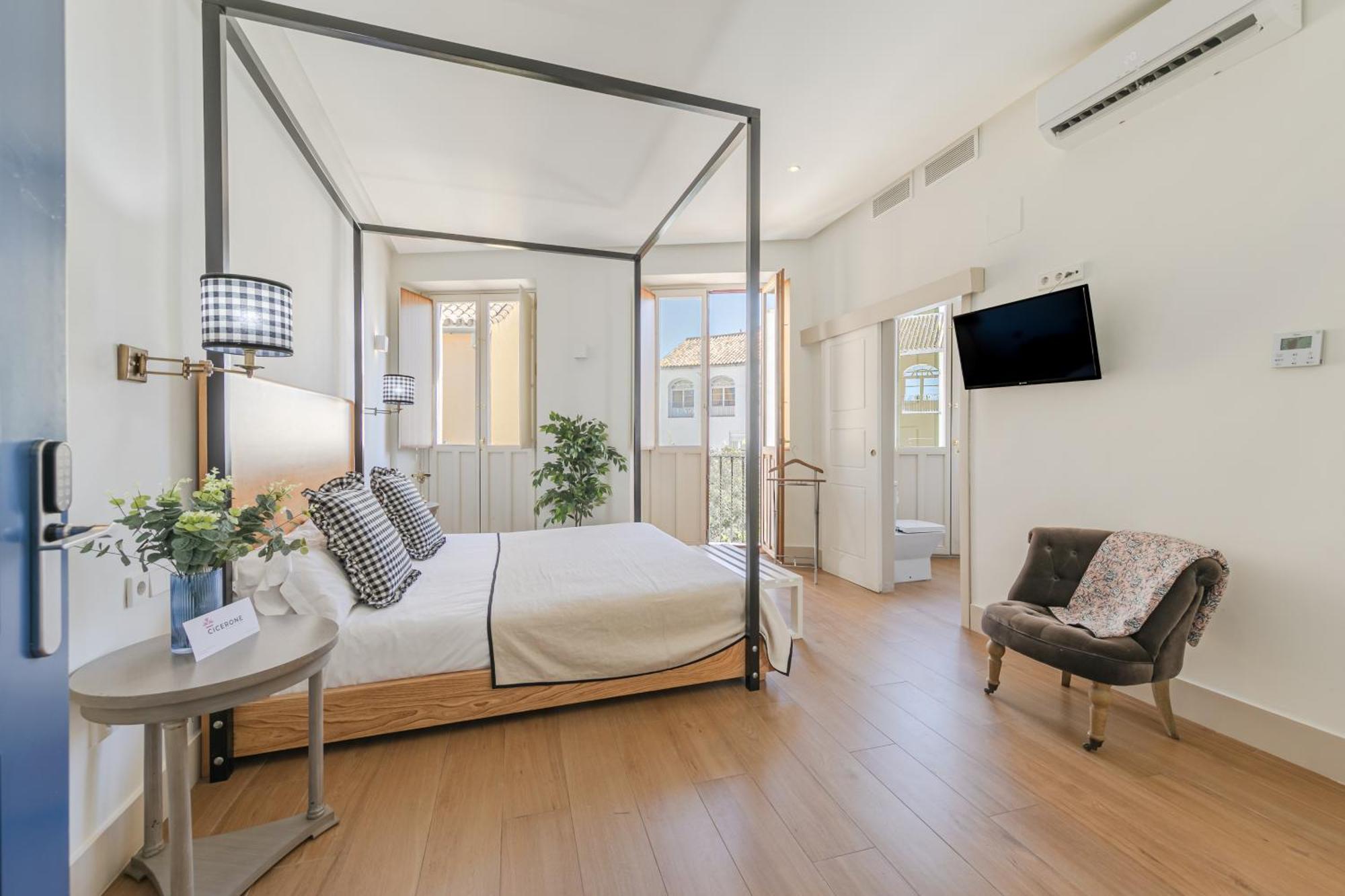 Nuea Cicerone Hotel Seville Luaran gambar