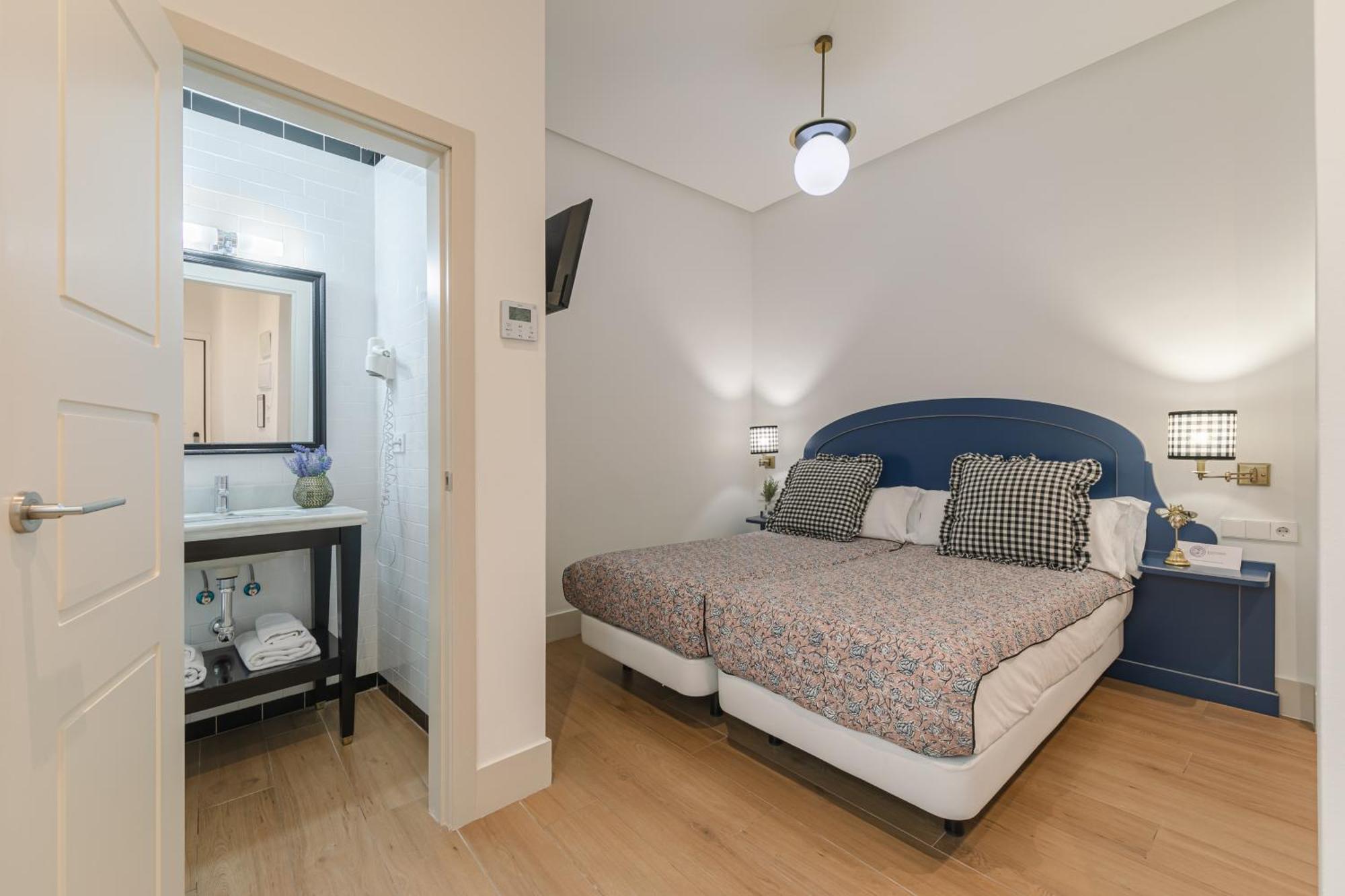 Nuea Cicerone Hotel Seville Luaran gambar