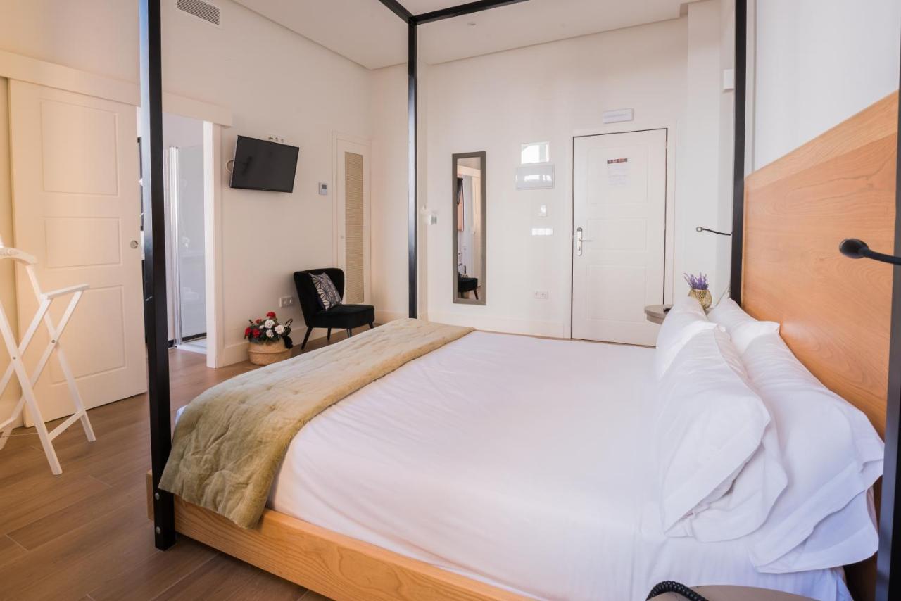 Nuea Cicerone Hotel Seville Luaran gambar