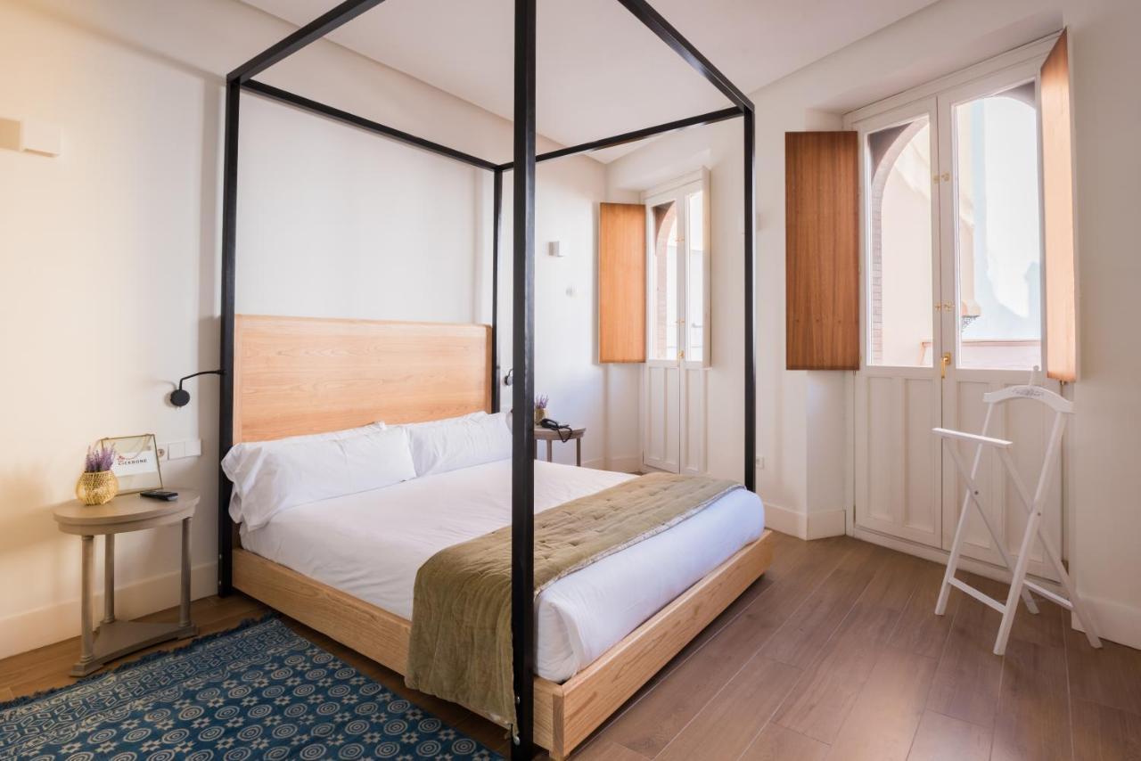 Nuea Cicerone Hotel Seville Luaran gambar