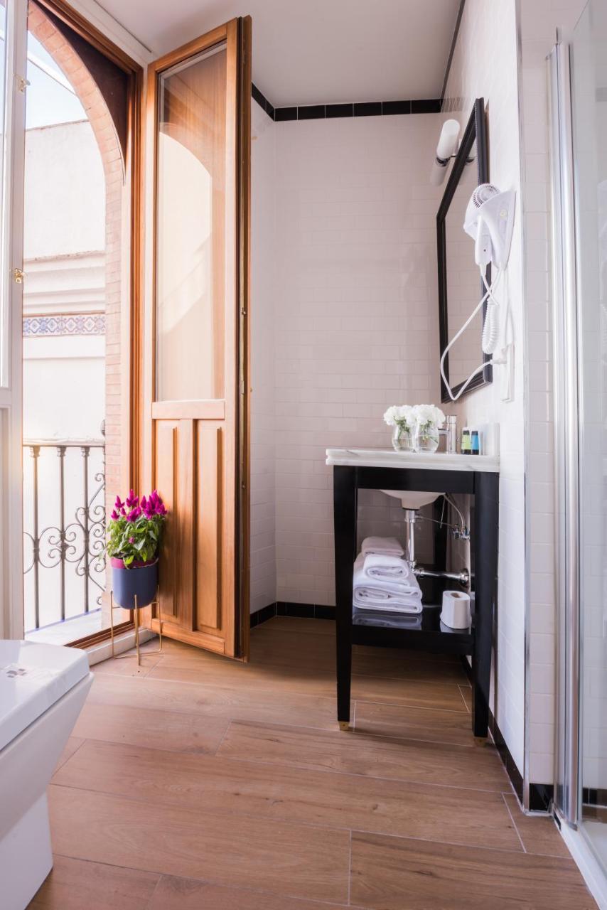 Nuea Cicerone Hotel Seville Luaran gambar